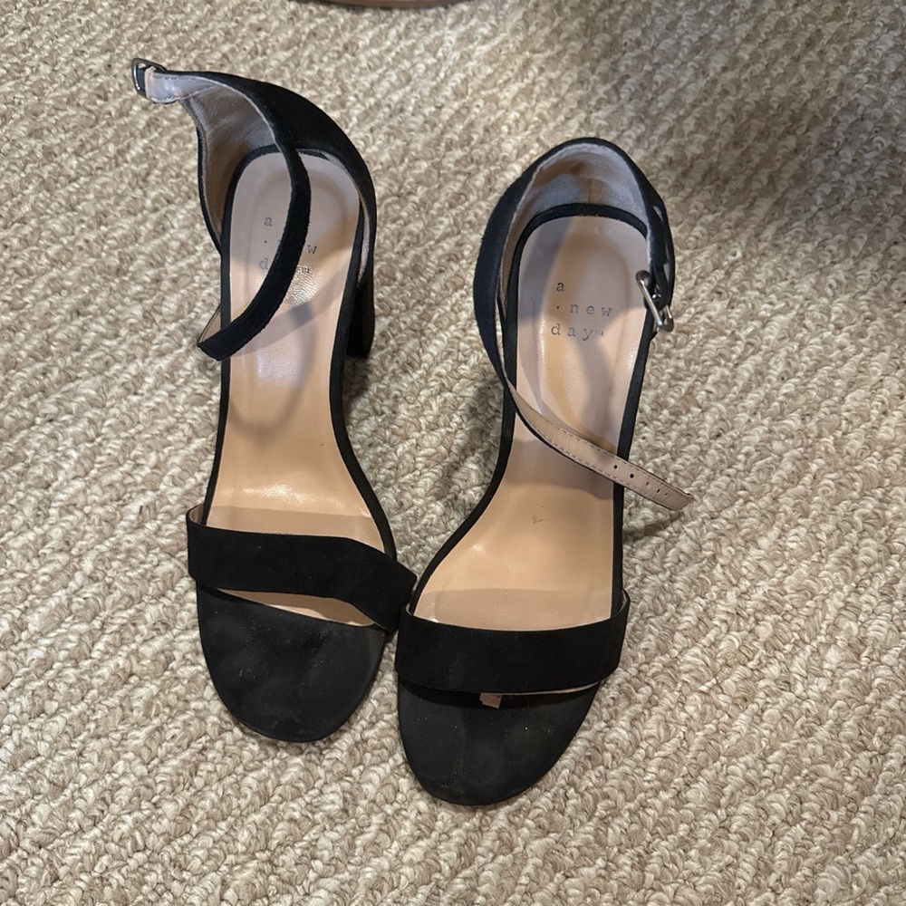 A New Day Black Heels Classic Design